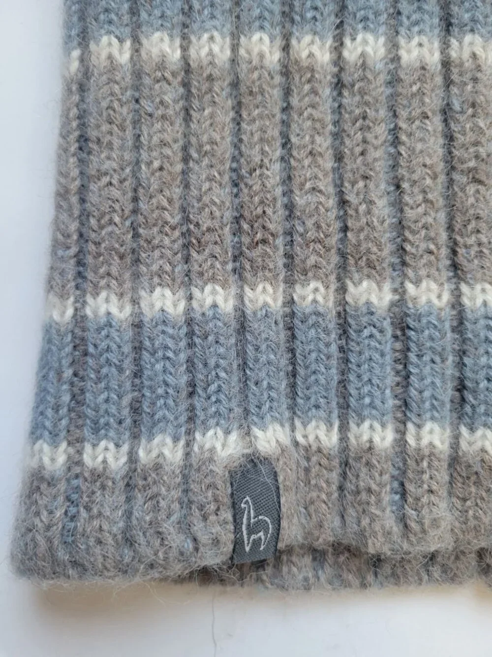 Shupaca Baby Alpaca Striped Beanie Hat One Size Outer Wear Cabincore Ski lodge